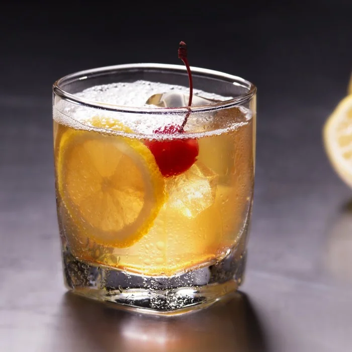 A True Amaretto Sour cocktail