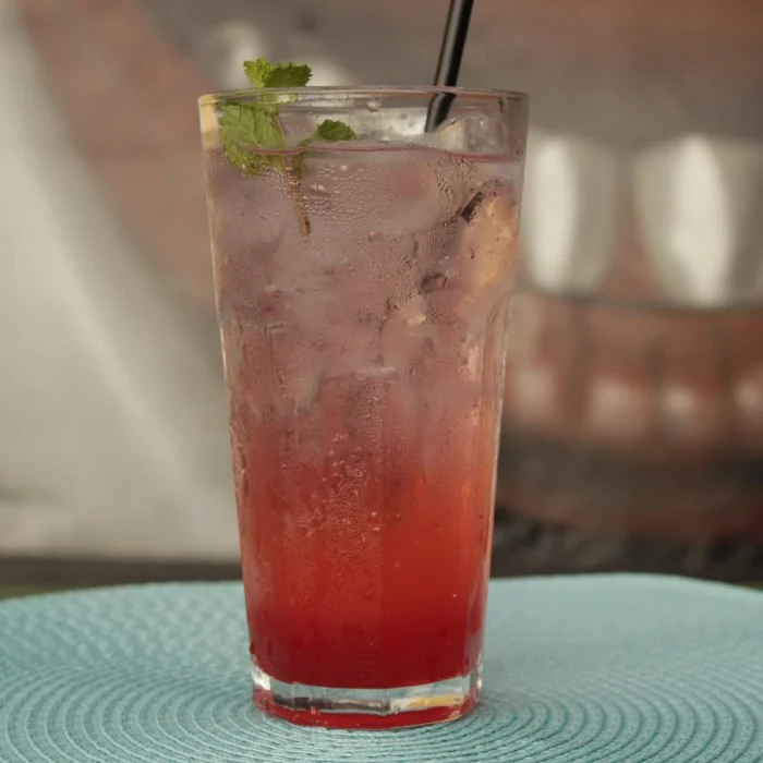 Alabama Slammer cocktail