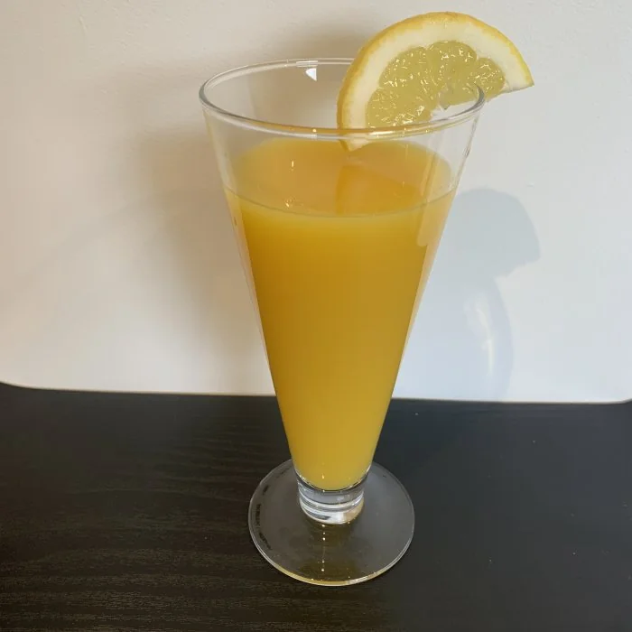 Amaretto Fizz cocktail