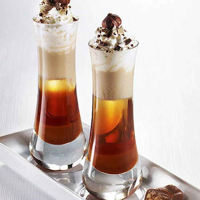 Коктейль Amaretto Tea