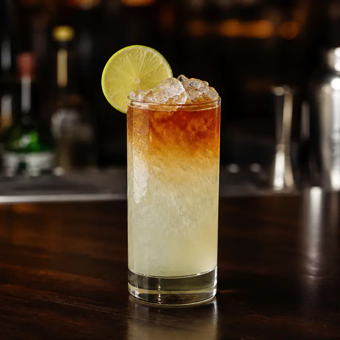 Коктейль Demerara Dry Float