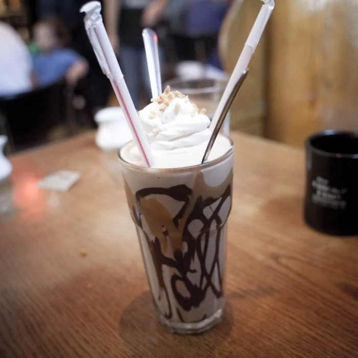 Коктейль Egg Cream