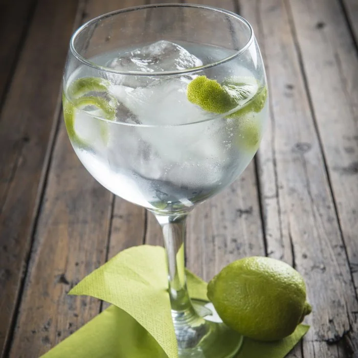 Коктейль Gin and Soda
