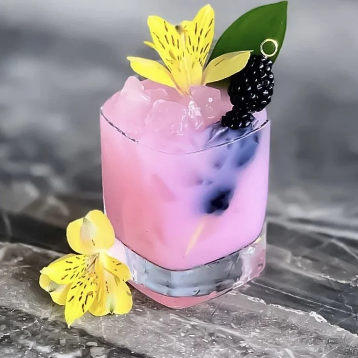 Коктейль Pink Moon