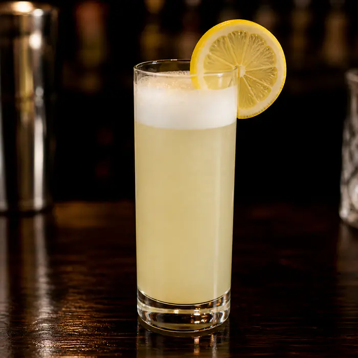 Коктейль Silver Fizz